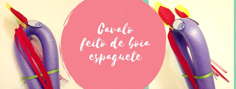 Cavalo feito de boia espaguete
